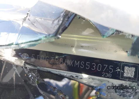 2021 Toyota Highlander Xle z USA, uszkodzony, nr VIN 5TDGZRBHXMS530751